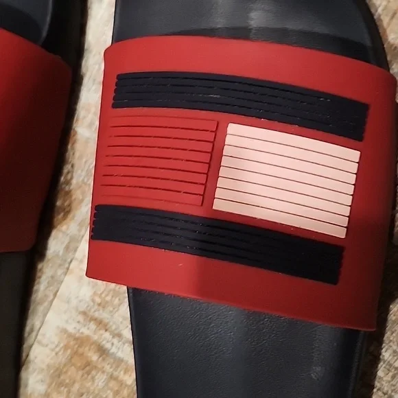 Tommy Hilfiger Red and Black Slides - Picture 3 of 5